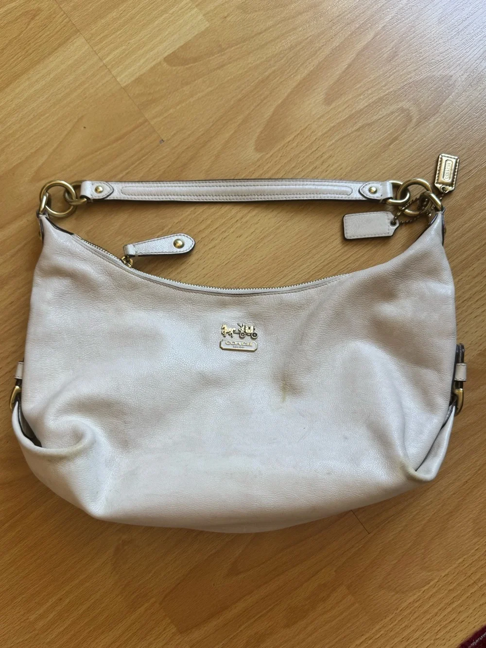 Coach vintage white
